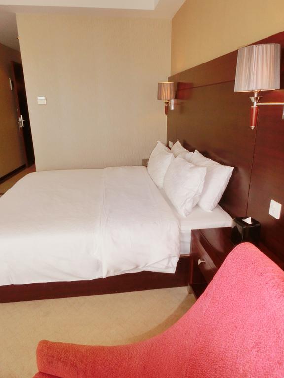 Ramada Shanghai Wujiaochang Zimmer foto